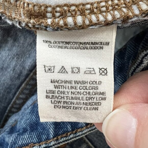 Free People Mid Rise Distressed Cutoff Denim Shorts Festival Boho Casual Size 29 - Picture 8 of 8